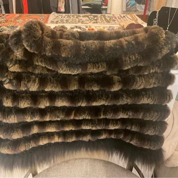 Fur cape. Rabbit from the Kelli Kouri designer from Texas. Sought after. - Picture 3 of 5